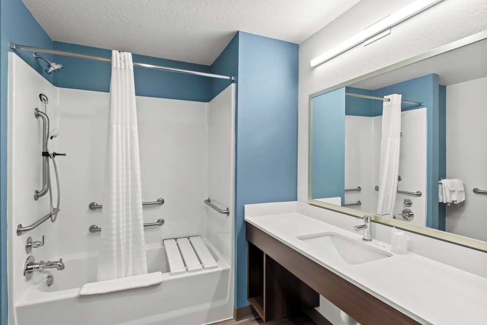 WoodSpring Suites Beaverton Portland West - photo 24