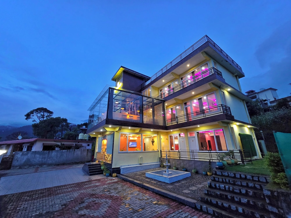 Amoda Best Hotel in Dharamshala in Dharamsala, India