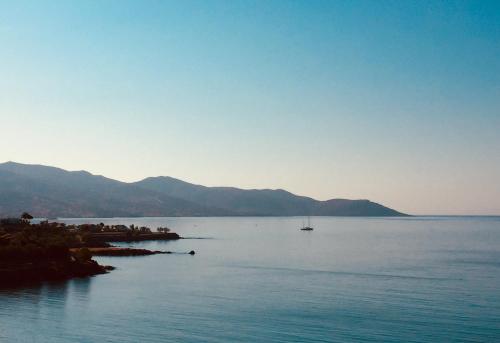 Seafront — Karystos — photo 2