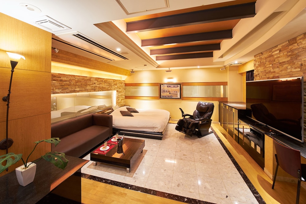 Hotel Aqua Blue Yokosuka — Yokosuka