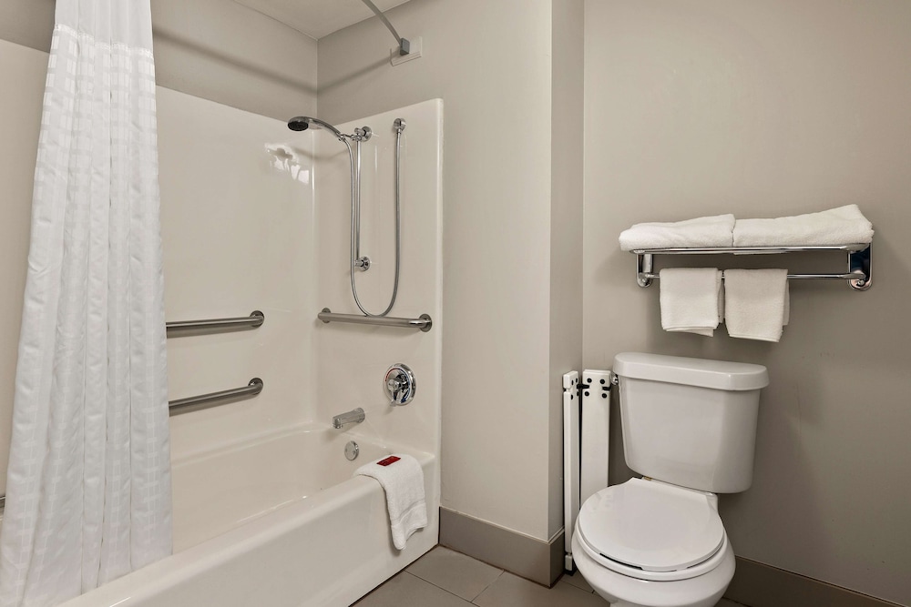 SureStay Plus Hotel by Best Western Tulsa East - photo 22
