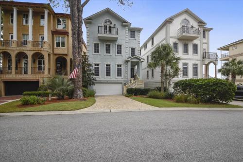 16 Singleton Shores Manor Amazing Ocean & Marsh Views Private Pool Free Activities Included in Hilton Head Island, United States