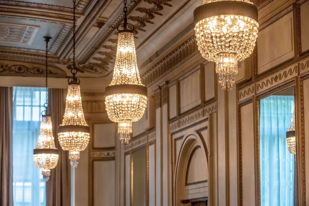 The Benson Portland Curio Collection by Hilton - photo 71
