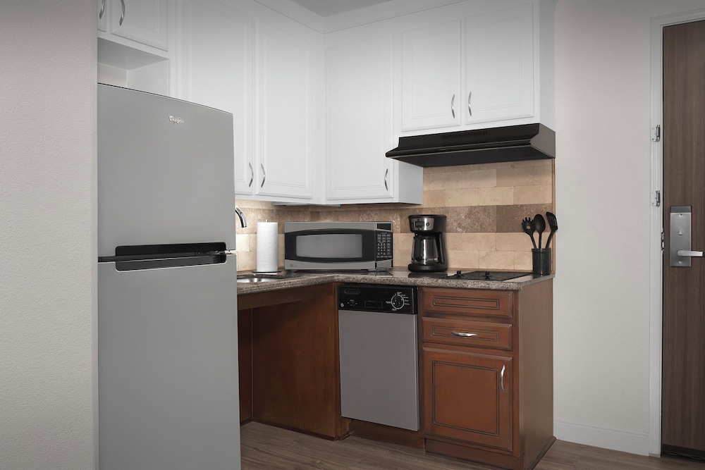 Staybridge Suites Charleston Ashley Phosphate - photo 27