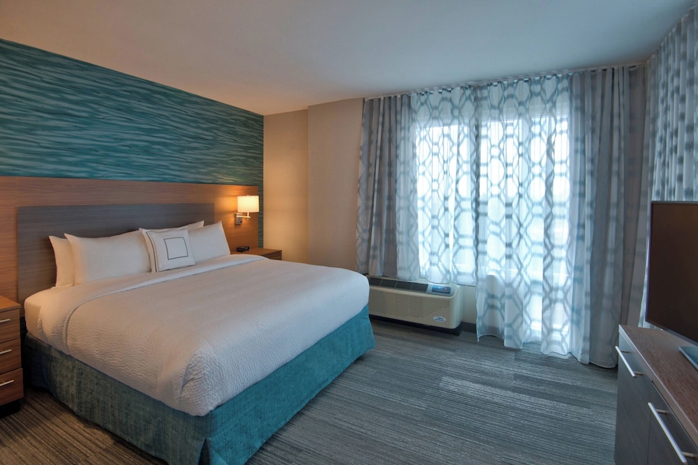 TownePlace Suites by Marriott Miami Airport - photo 12