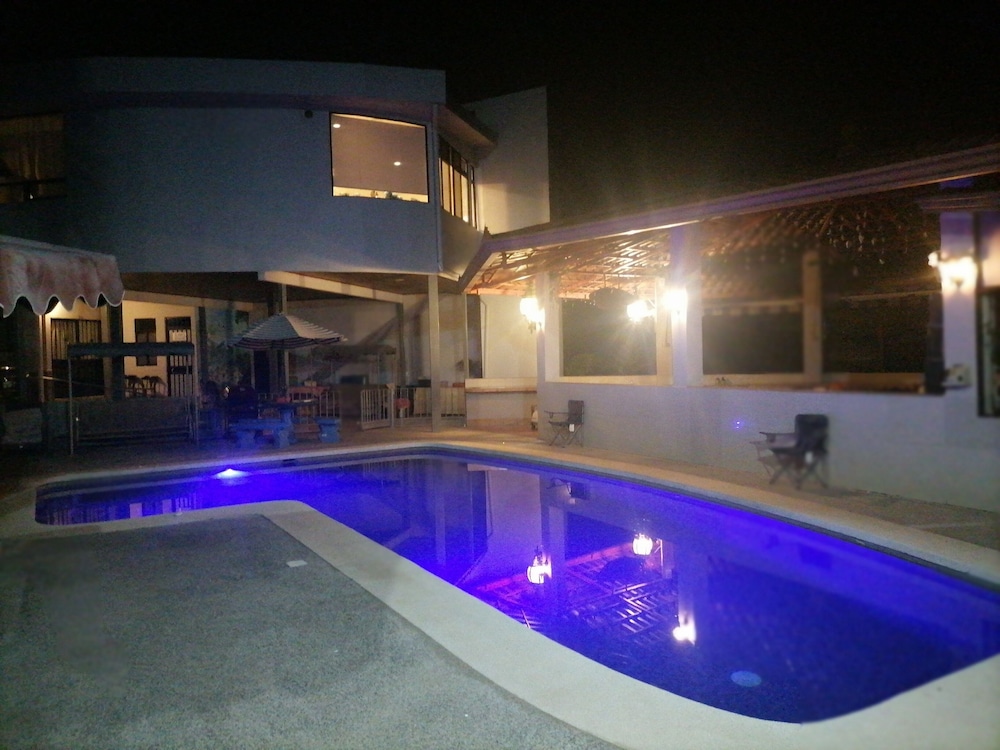 Villa Garita Inn — 4-Star Luxury Hotel in Alajuela, Costa Rica