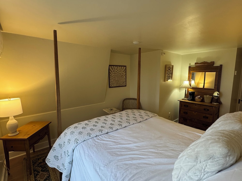 The High Tide Inn - photo 51