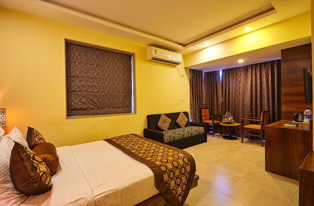 Sunkissed Plaza — Calangute — photo 4
