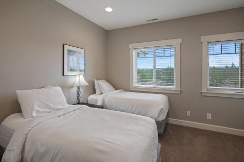 Five Peaks ac hot Tub 5br 3.5ba - photo 43