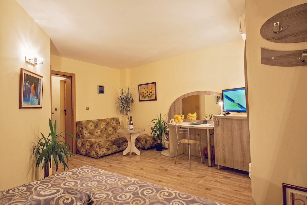 Hotel Color — Varna — photo 5