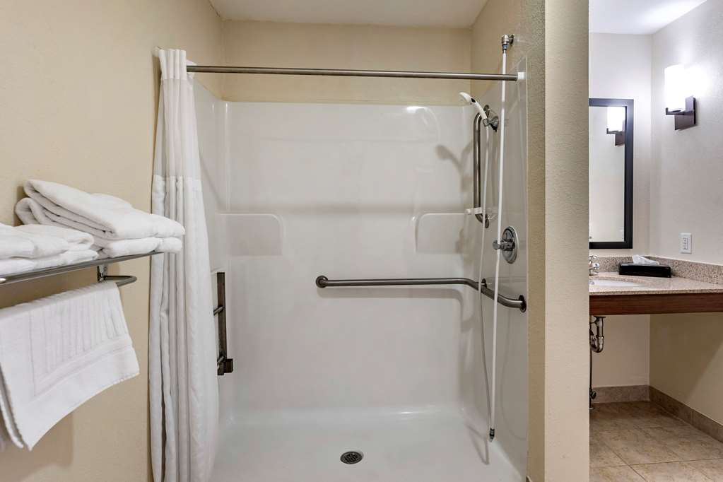 Comfort Inn & Suites Greenville I 70 - photo 23