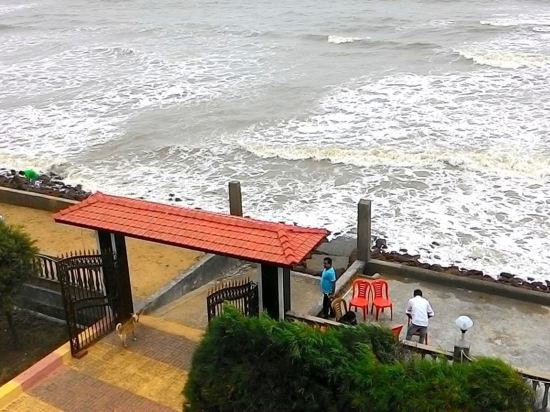 Sunview Resort - carbon neutral hotel in Mandarmoni
