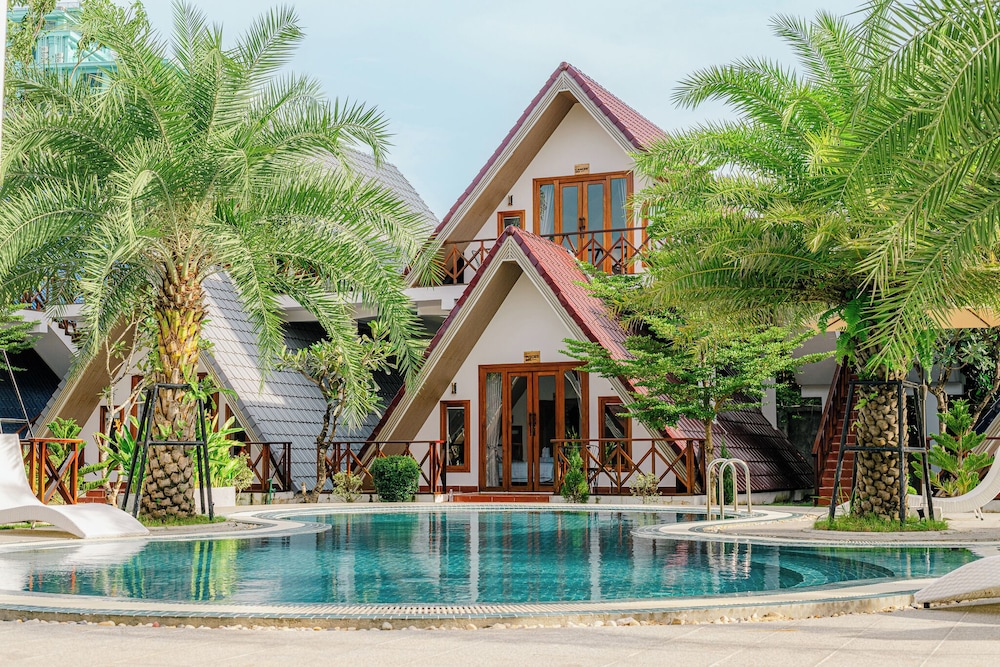 Zodiac Bungalows in Kampot, Cambodia