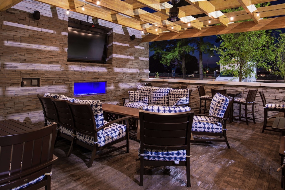 Hampton Inn Benson - photo 55