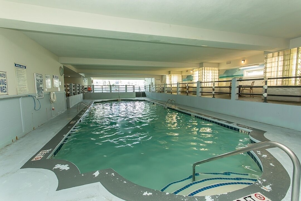 Royal Garden Resort 515 2 Bedroom Condo by RedAwning - photo 16