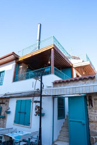 Oldtown Family Fisher Suit With 3 Bedrooms — 4-Star Luxury Hotel in Antalya, Turkey
