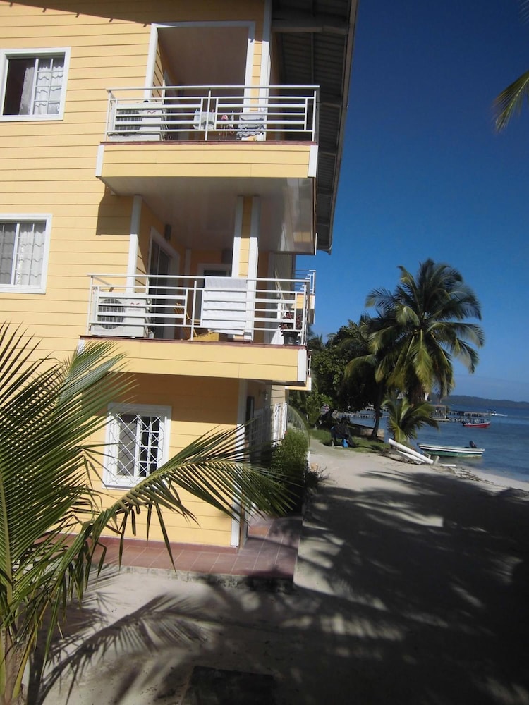 Kevin Kondos — 4-Star Luxury Hotel in Bocas Del Toro, Panama