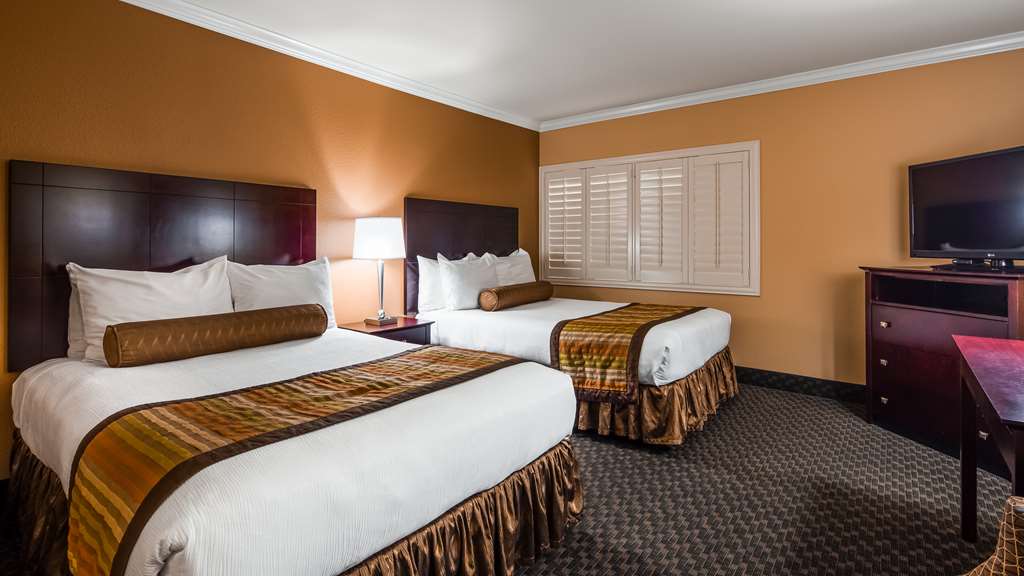 Best Western Plus Casino Royale Center Strip - photo 17
