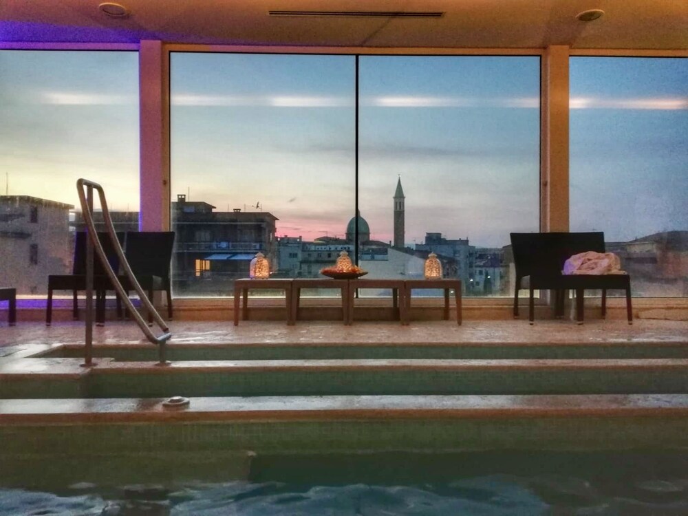 Hotel Airone — 4-Star Luxury Hotel in Grosseto, Italy