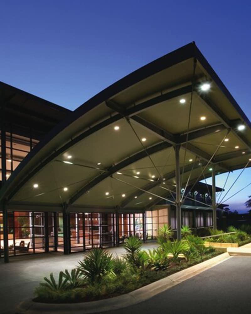 Aitken Hill — hotel near Melbourne Airport
