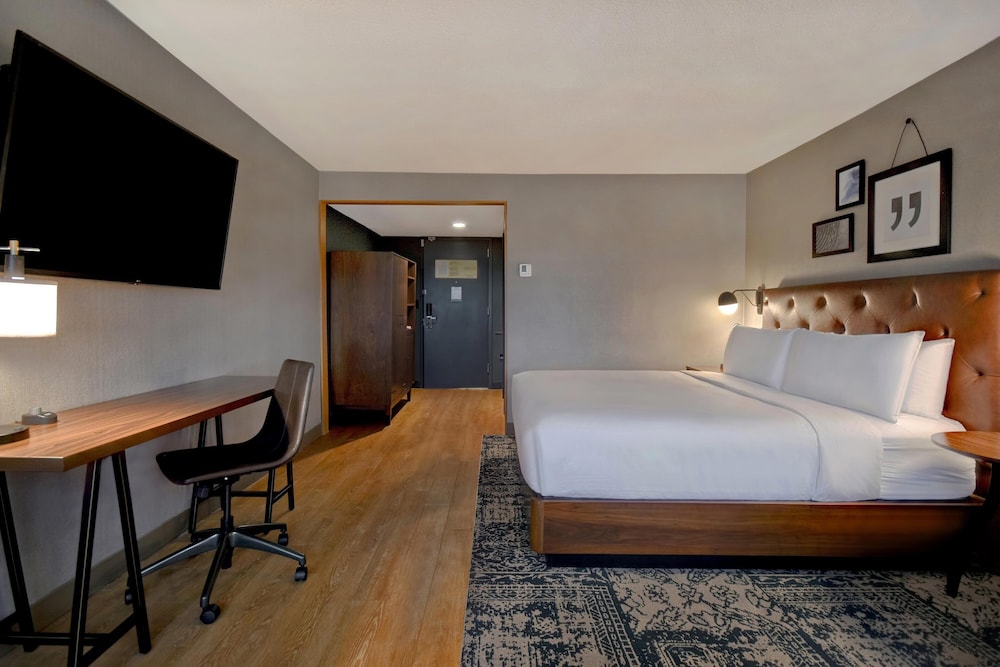 Four Points by Sheraton Boston Newton - photo 14
