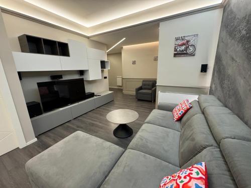 Luxury Grey Apartment — 4-Star Luxury Hotel in Milazzo, Italy