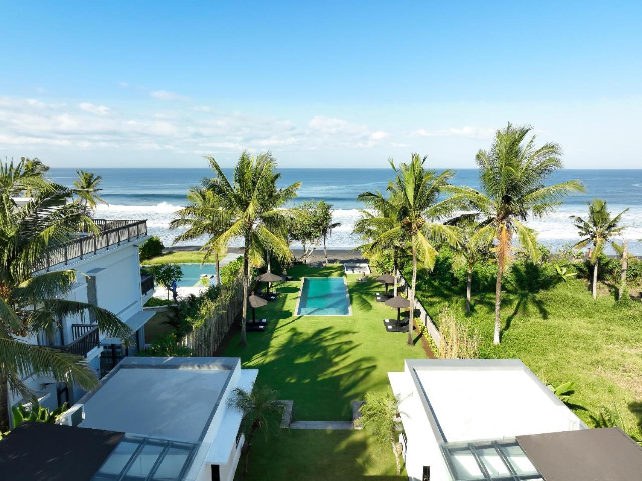Black Beach Villa Absolute Beachfront Escape — 4-Star Luxury Hotel in Tabanan, Indonesia