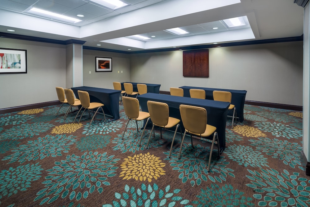 Staybridge Suites Memphis Poplar Ave East by IHG - photo 51
