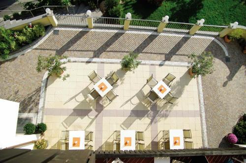 Hotel Sonnenhof — hotel in Marlengo