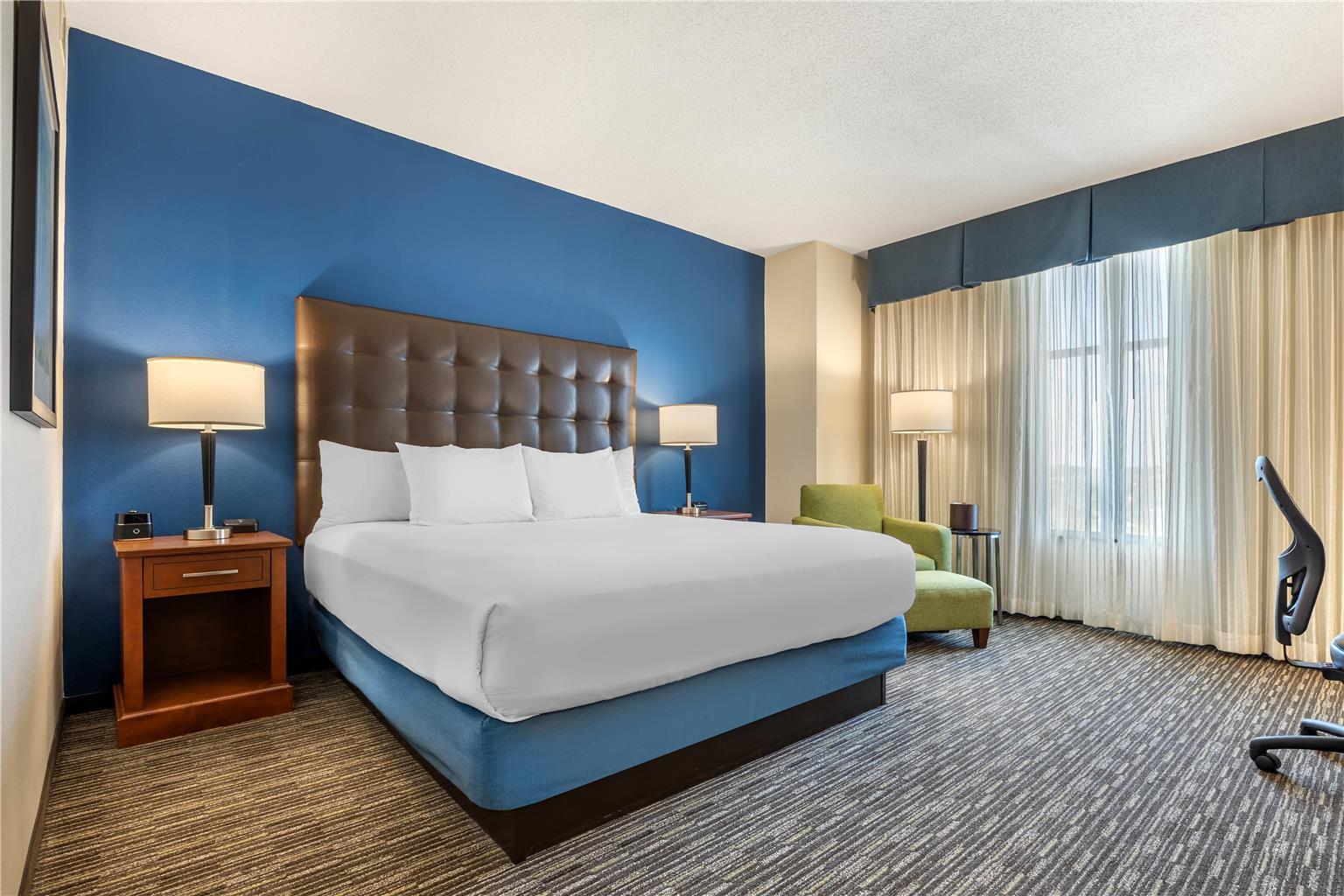 Drury Plaza Hotel Columbia East - photo 19