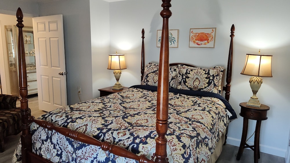 Kingsbay Mansion & Vacation Houses - photo 23