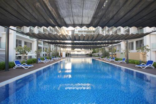 Silk Valley Luxury 1B close to AUH Airport — 4-Star Luxury Hotel in Abu Dhabi, United Arab Emirates