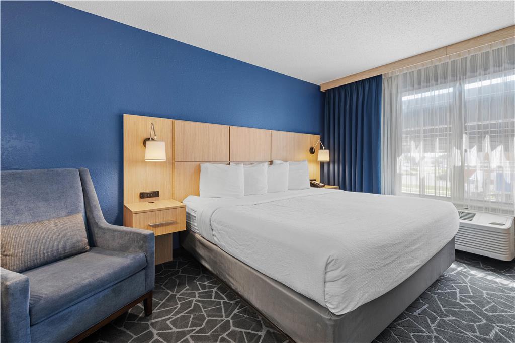 Best Western Eau Claire South - photo 18