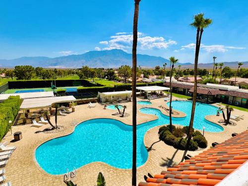 The Inn At Mission Lakes — Desert Hot Springs