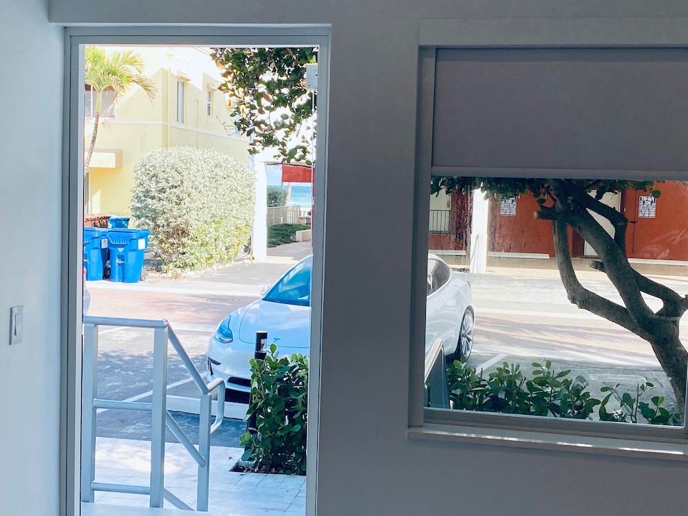 The Marlin Beachside - photo 51