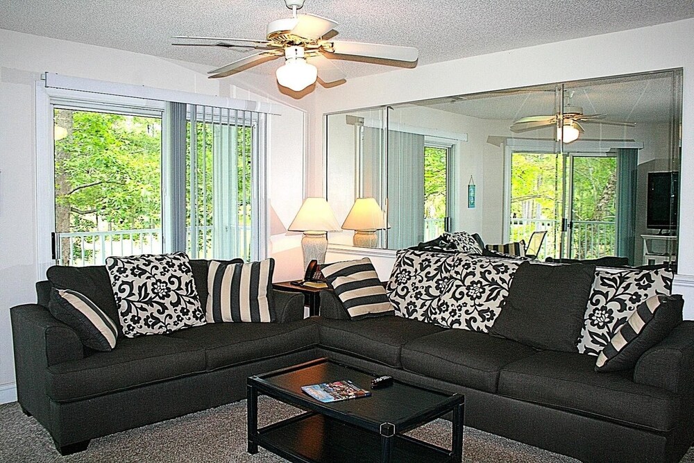 1404 2 Bedroom Villa By Redawning 15502462 — Calabash