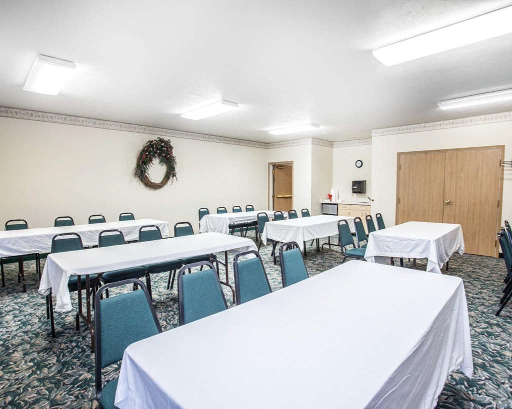 Rodeway Inn and Suites Spokane - photo 32
