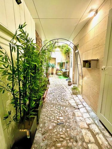 Le Logis Des Templiers Vieux Port in La Rochelle, France