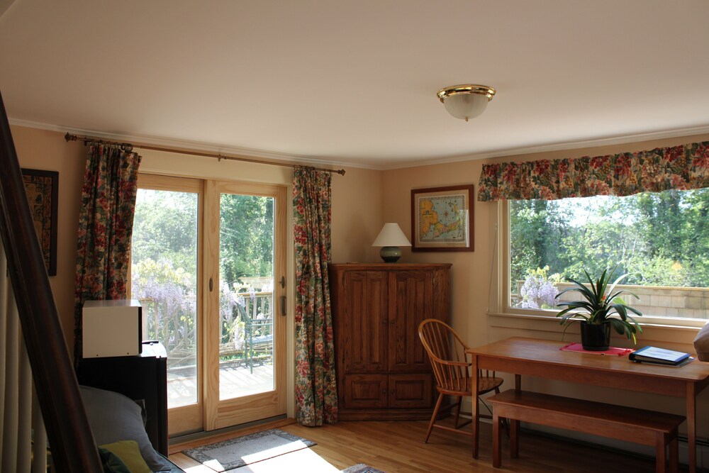 Chatham Guest Rooms - photo 25
