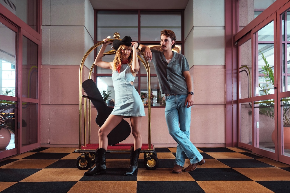 Downright Austin A Renaissance Hotel - photo 2