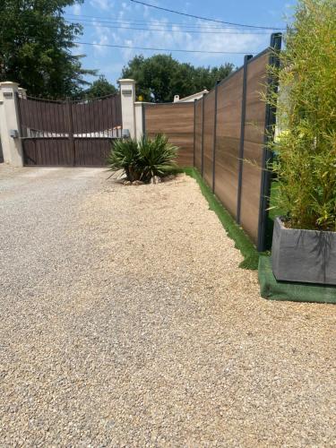 Agreable Dependance 3 Pieces in Saint-Maximin-La-Sainte-Baume, France