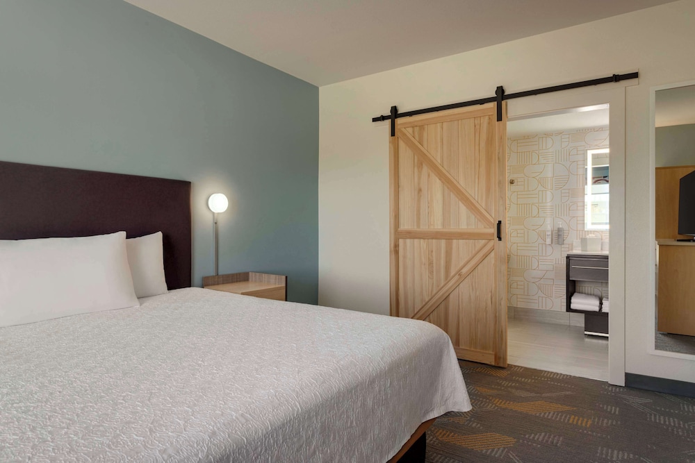 Home2 Suites by Hilton Austin North Near the Domain - photo 13