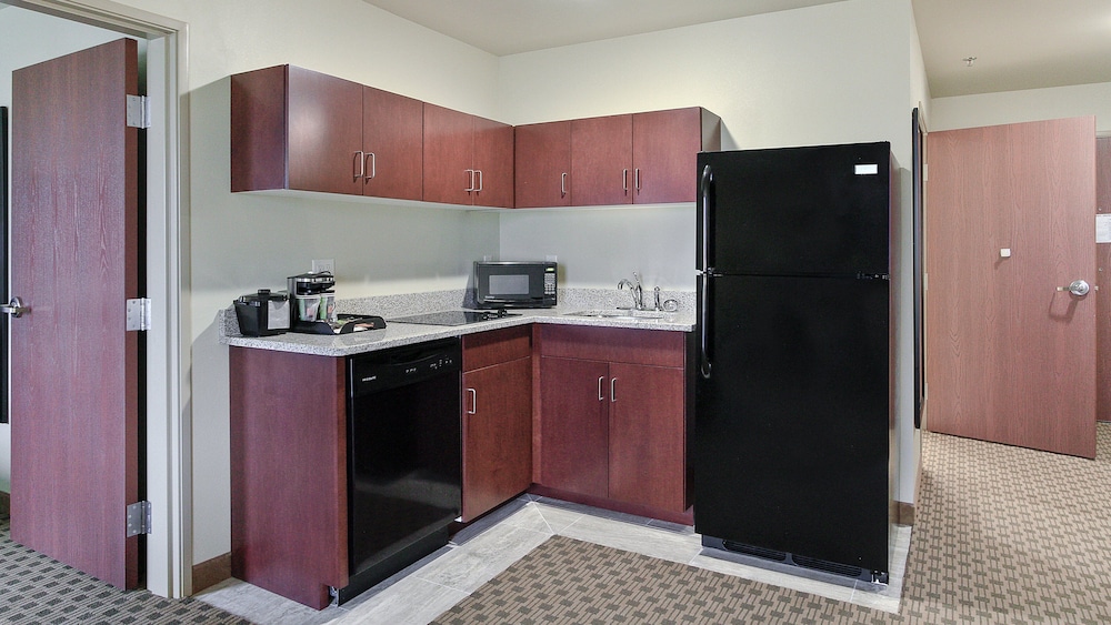 Cobblestone Hotel & Suites Pulaski Green Bay - photo 22