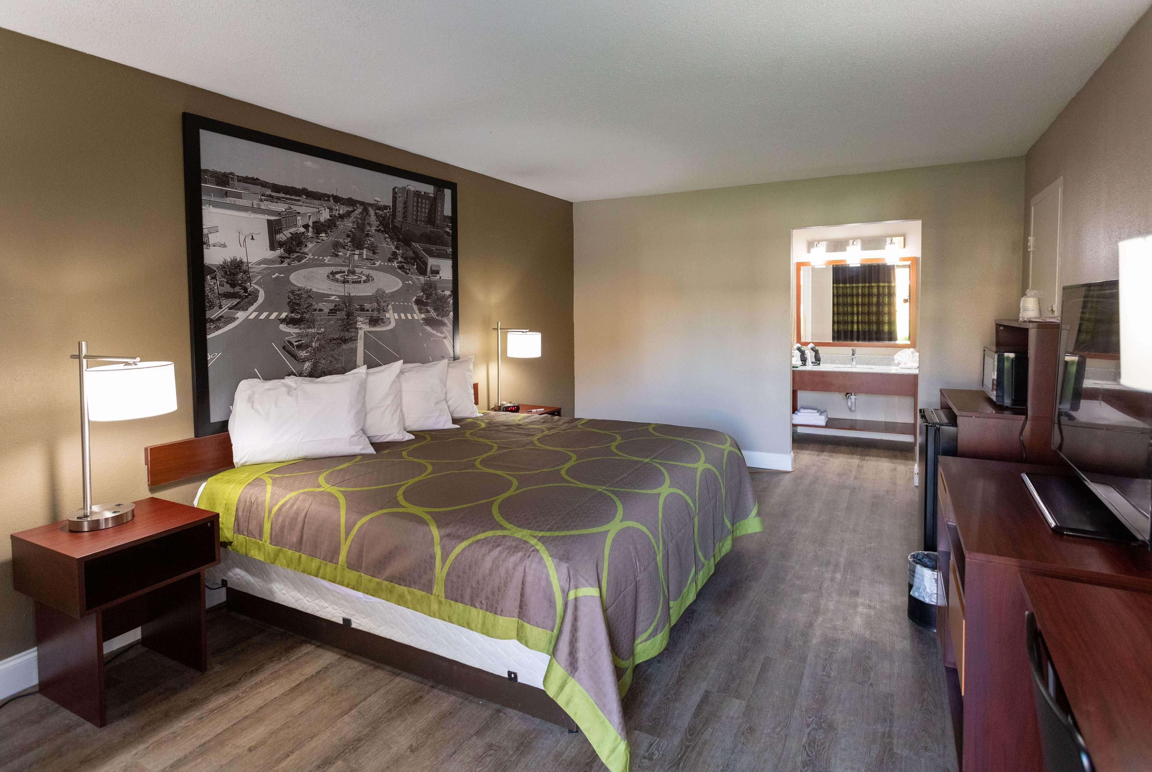 Super 8 by Wyndham Goldsboro - photo 6