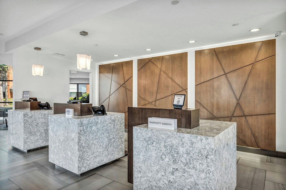 Delta Hotels by Marriott Mount Pleasant - photo 2