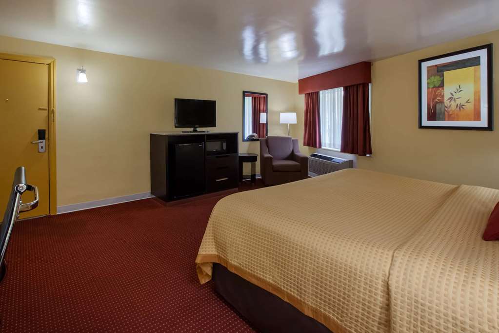 Days Inn by Wyndham Donegal - photo 4