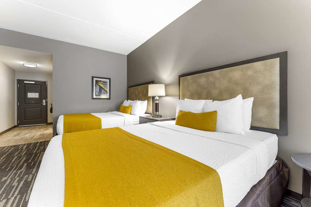 Best Western Plus Cranberry Pittsburgh North - photo 15