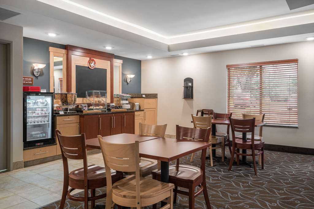 AmericInn by Wyndham Winona - photo 20