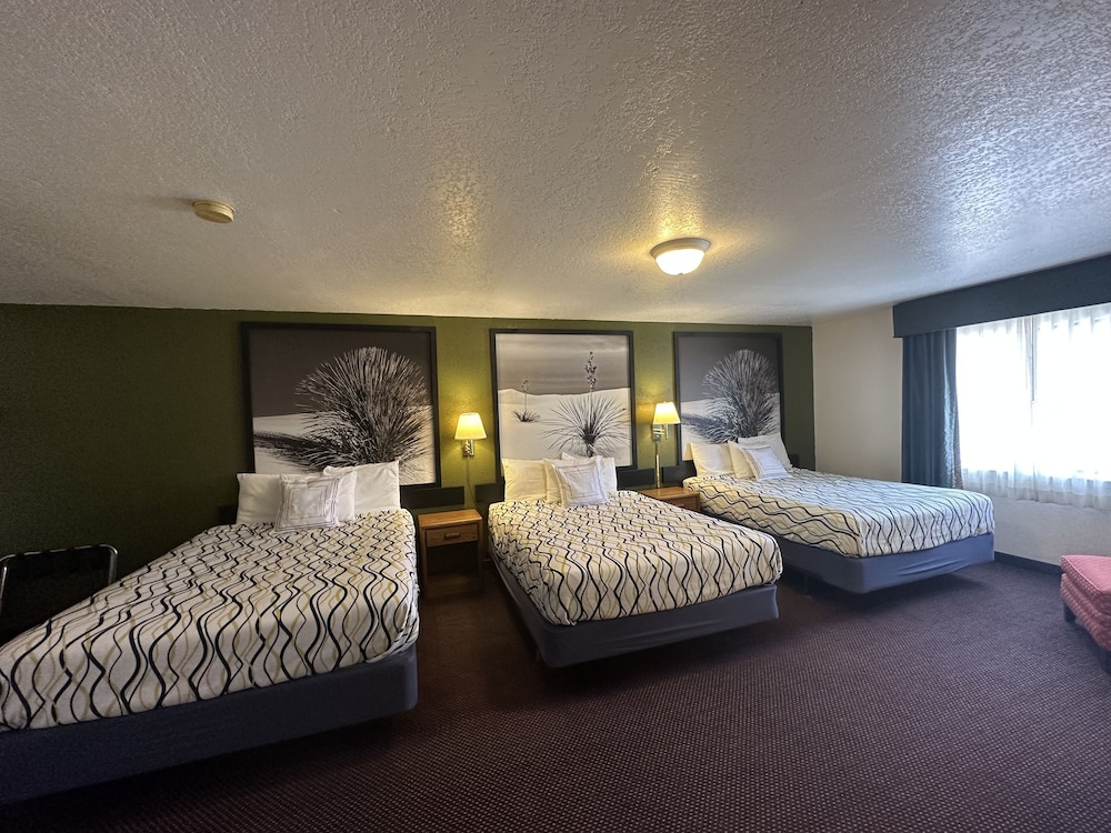 Simple Rewards Inn - photo 8