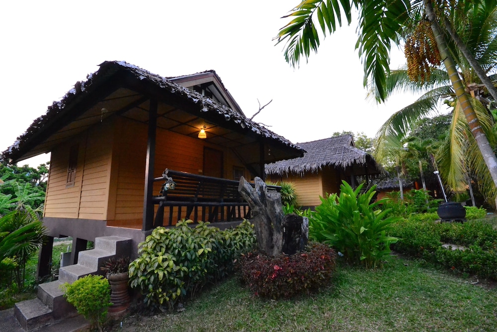 Touch Star Resort Doi Inthanon — Chom Thong — photo 2
